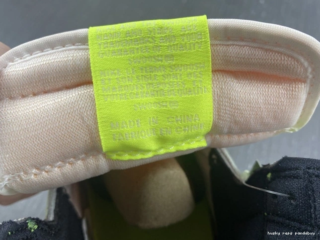 Cheap Husky 555088-702 Jordan Air Volt OG 1 High 0719